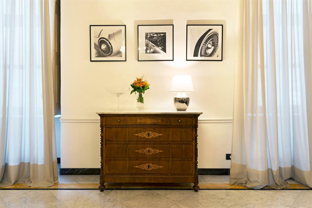Consolata12 - Il Lusso Nel Centro Storico Di Torino Apartman Kültér fotó